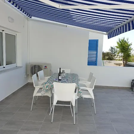 아파트 Ikaria Village Maisonette 12 *