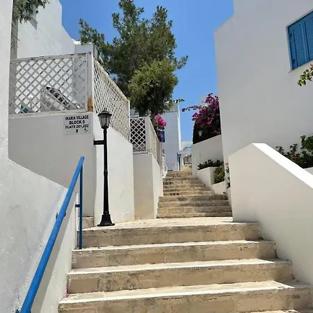 Ikaria Village Maisonette 12 아파트